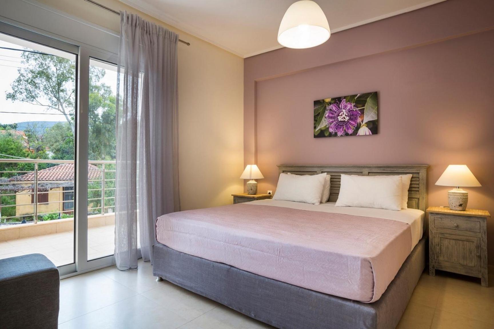 Meliti Waterfront Suites Karavomylos Exteriör bild